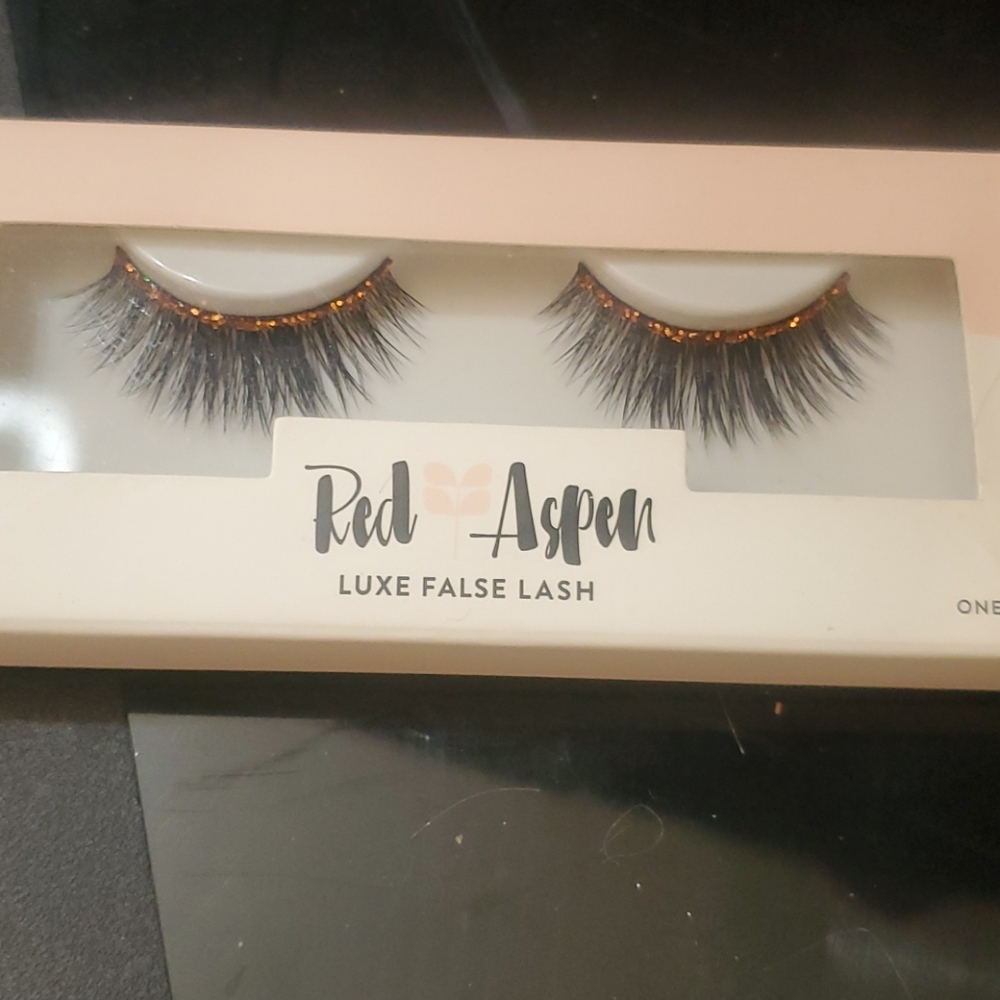 Red aspen lashes